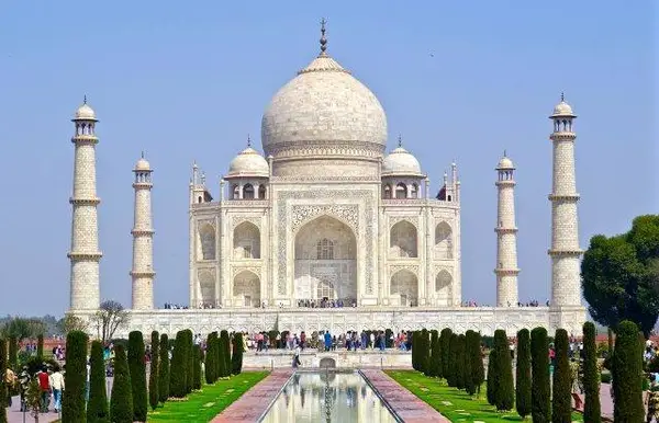 Auckland to Delhi, India from $1030 Return (AirAsia/Jetstar)