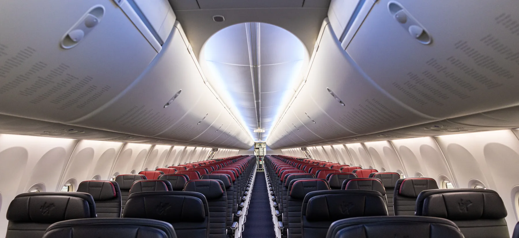 Virgin Australia's 150th Boeing 737, Lake Centenary, enters service