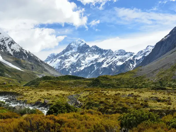NZ Domestic Flights: Cheapest May 2026 Fares - All Cities from $66 - from Auckland, Wellington, Christchurch, Dunedin, Queenstown promotional image